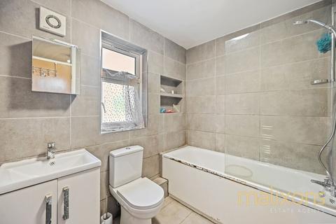 1 bedroom flat for sale, Leithcote Path, London SW16