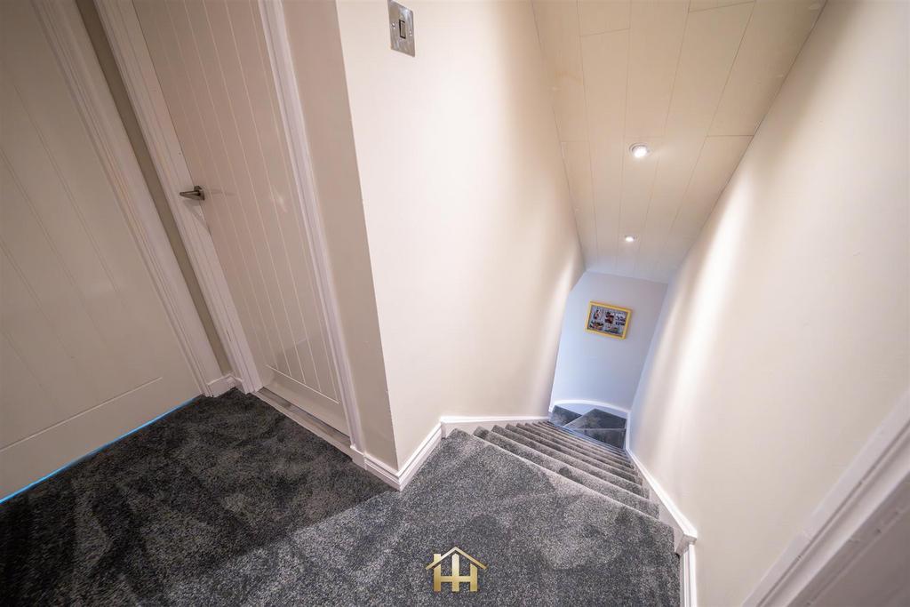 6 Cobden Court DD3 6 BX 280425 EDIT (56 of 70).jpg
