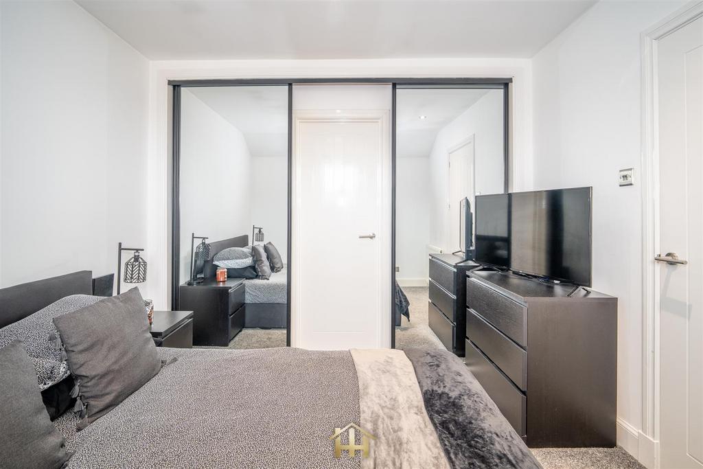6 Cobden Court DD3 6 BX 280425 EDIT (37 of 70).jpg