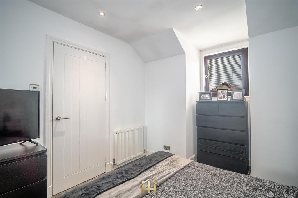 6 Cobden Court DD3 6 BX 280425 EDIT (38 of 70).jpg