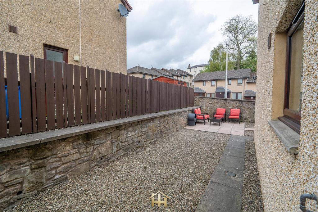 6 Cobden Court DD3 6 BX 280425 EDIT (52 of 70).jpg