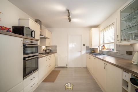 6 Cobden Court, Cobden Street, DD3 6BX