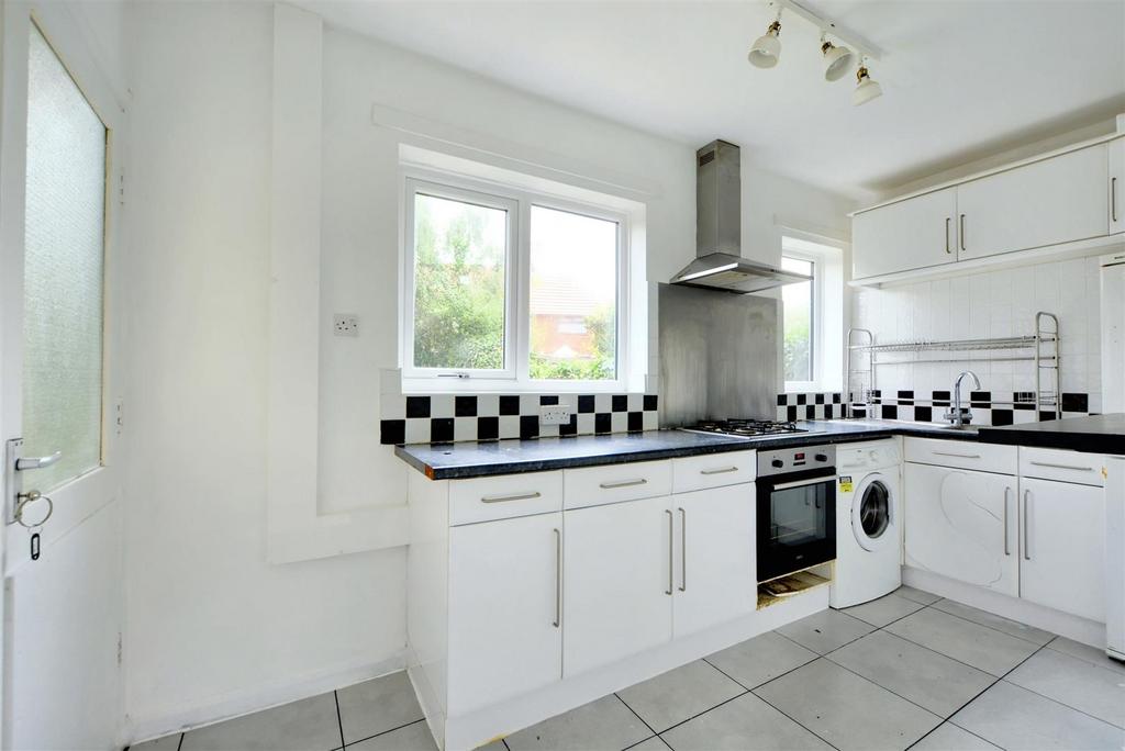 Kitchen 1.jpeg