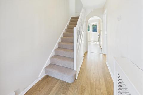 3 bedroom terraced house for sale, Yewtree Gardens, Chelmsford