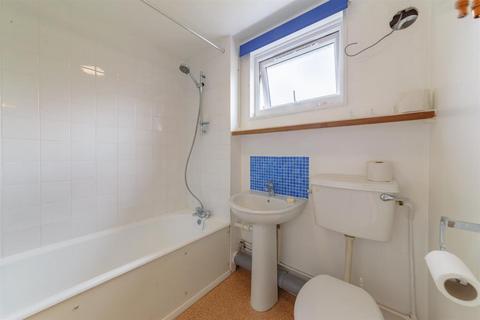 1 bedroom bungalow to rent, Datchet Green, Brightwell-cum-Sotwell, Wallingford, OX10