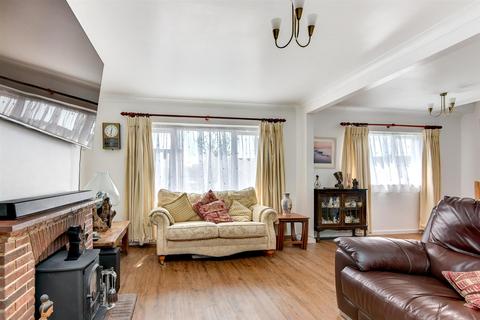 4 bedroom property for sale, Dawn Crescent, Upper Beeding, Steyning