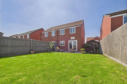 3 bedroom semi-detached house for sale, Rosewood Way, Hampton Gardens, PE7