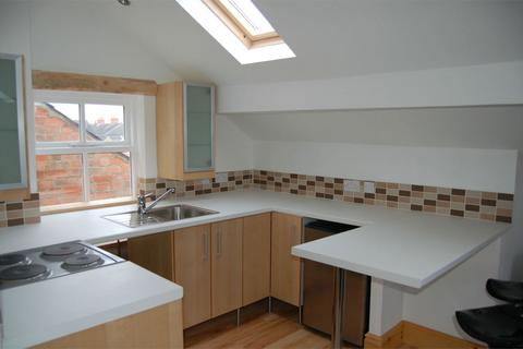 Studio to rent, Gladstone Street, Market Harborough LE16