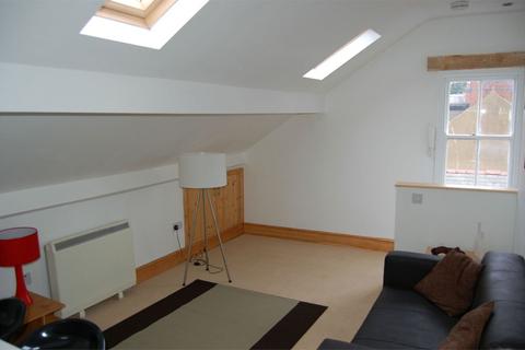 Studio to rent, Gladstone Street, Market Harborough LE16