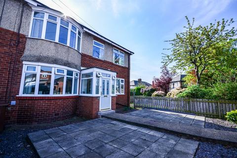 2 bedroom flat for sale, Benton Road, High Heaton
