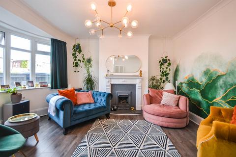 2 bedroom flat for sale, Benton Road, High Heaton