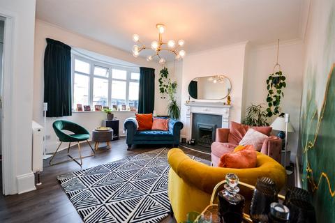 2 bedroom flat for sale, Benton Road, High Heaton