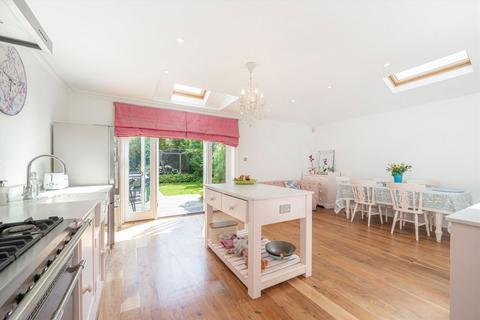 5 bedroom semi-detached house for sale, Popes Avenue, Strawberry Hill TW2