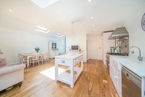 5 bedroom semi-detached house for sale, Popes Avenue, Strawberry Hill TW2