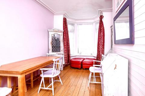 3 bedroom terraced house for sale, 24 Bedhampton Road, Portsmouth, PO2 7JY