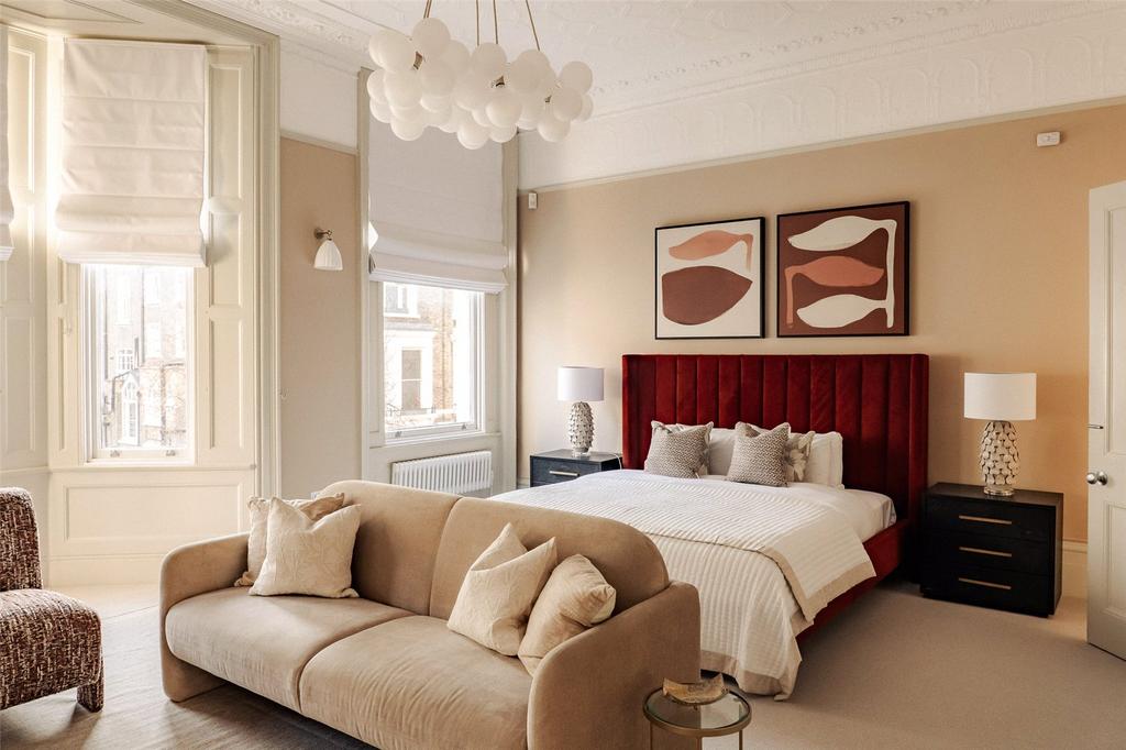 Principal Bedroom