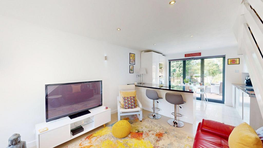 Lounge/Kitchen
