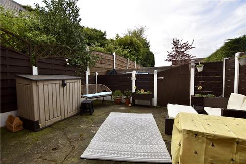 150 Turf Lane, Royton, Oldham, OL2 6JH