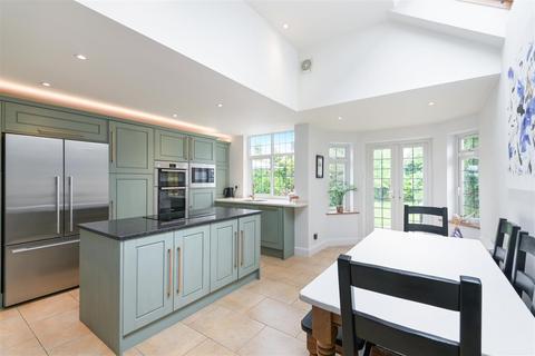 260 Fir Tree Road, Epsom, KT17 3NL