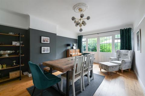 260 Fir Tree Road, Epsom, KT17 3NL