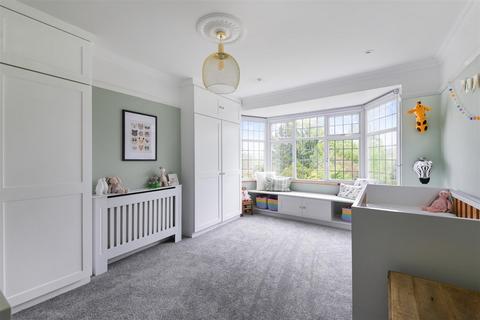 260 Fir Tree Road, Epsom, KT17 3NL