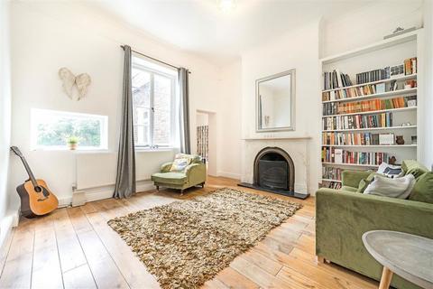 2 bedroom flat for sale, St. Johns Park, London SE3
