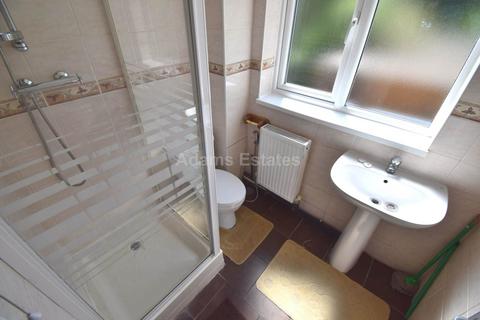 4 bedroom flat to rent, Nelson Terrace, Reading