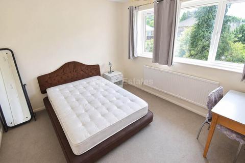 4 bedroom flat to rent, Nelson Terrace, Reading