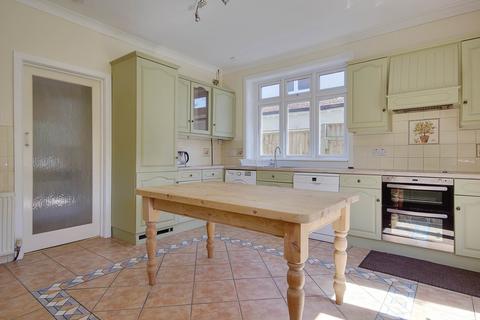 4 bedroom detached house for sale, Richmond Park Avenue, Bournemouth BH8