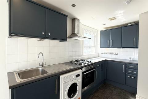 2 bedroom flat to rent, Wilbury Road, Hove