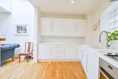 1 bedroom flat for sale, Tiger House, Bloomsbury, London, WC1H