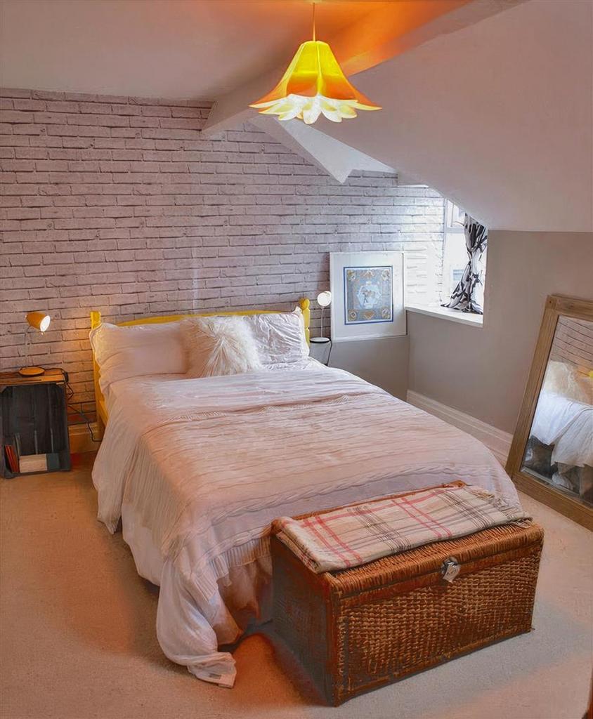 Bedroom 8 2-topaz-lighting-upscale-4x.JPG