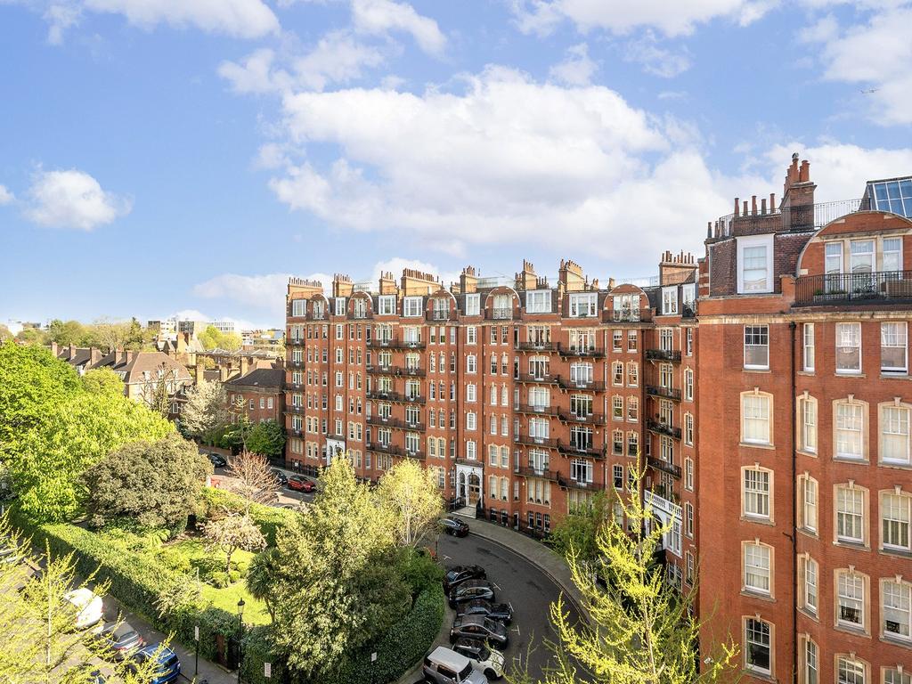 Oakwood Court