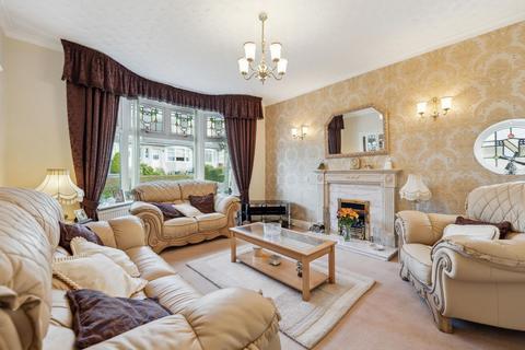 3 bedroom semi-detached bungalow for sale, 12 Kingsdyke Avenue, Kings Park, Glasgow, G44 4LR