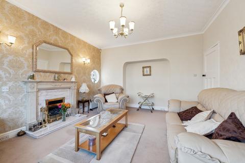 3 bedroom semi-detached bungalow for sale, 12 Kingsdyke Avenue, Kings Park, Glasgow, G44 4LR