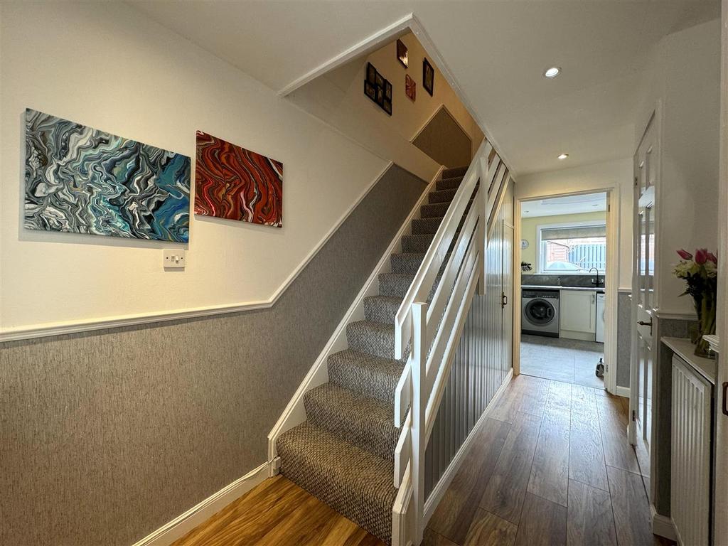 Hallway.jpg
