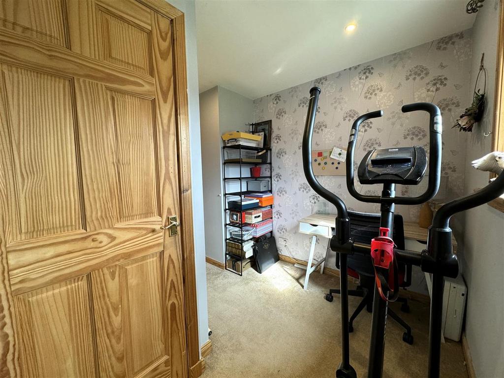 Bedroom 3.jpg
