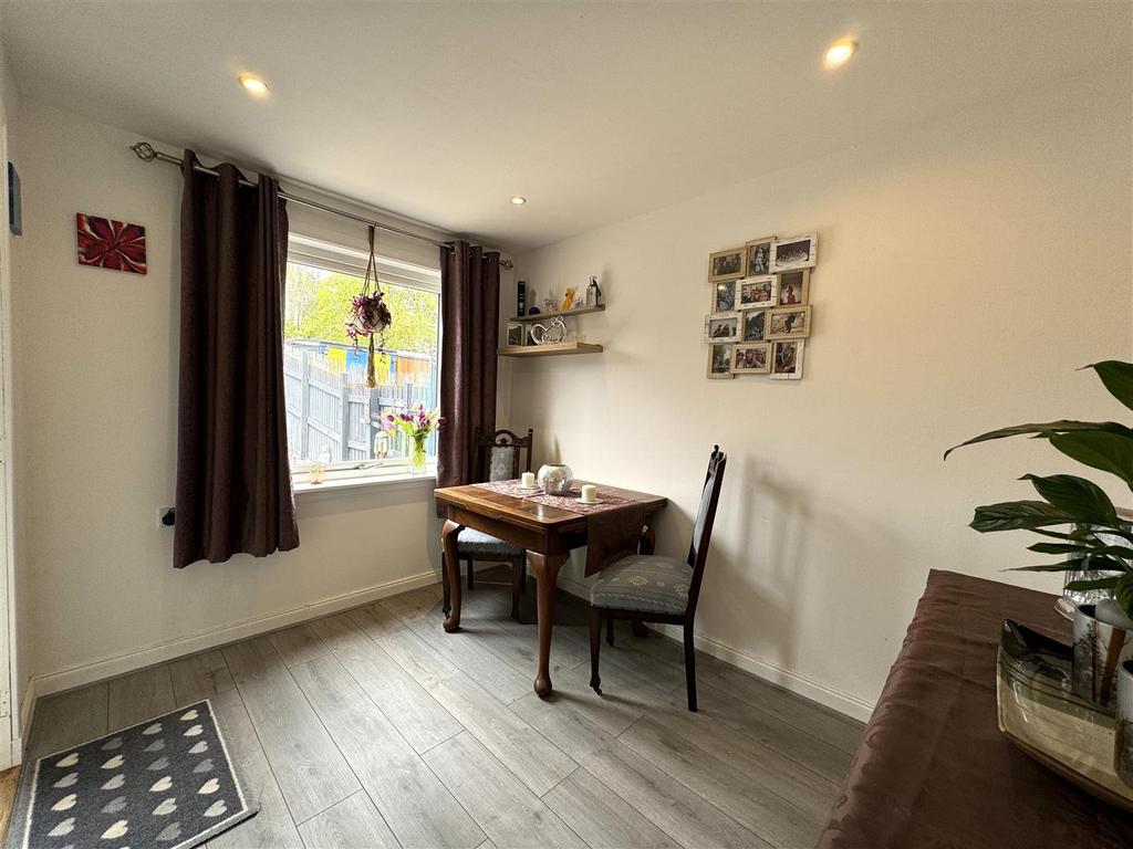 Dining room.jpg