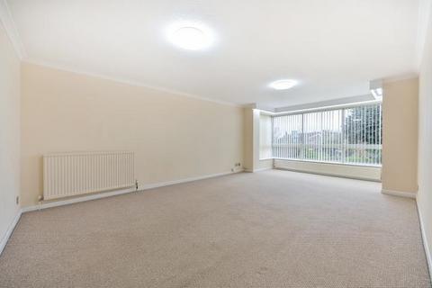 2 bedroom flat for sale, Thames Haven, Portsmouth Road, Surbiton, Surrey, KT6
