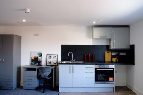 1 bedroom flat to rent, Straits Parade, Bristol BS16