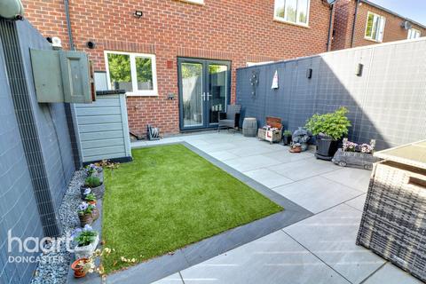 37 Stayers Road, Doncaster, DN4 7FJ