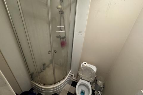 undefined, Fladbury Crescent, Birmingham B29