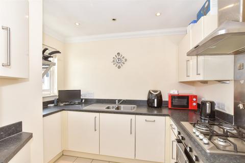 15 College Square, Westgate-on-sea, CT8 8BW
