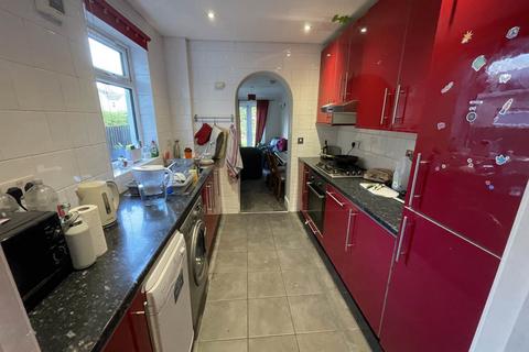3 bedroom house to rent, Gladys Street, ,