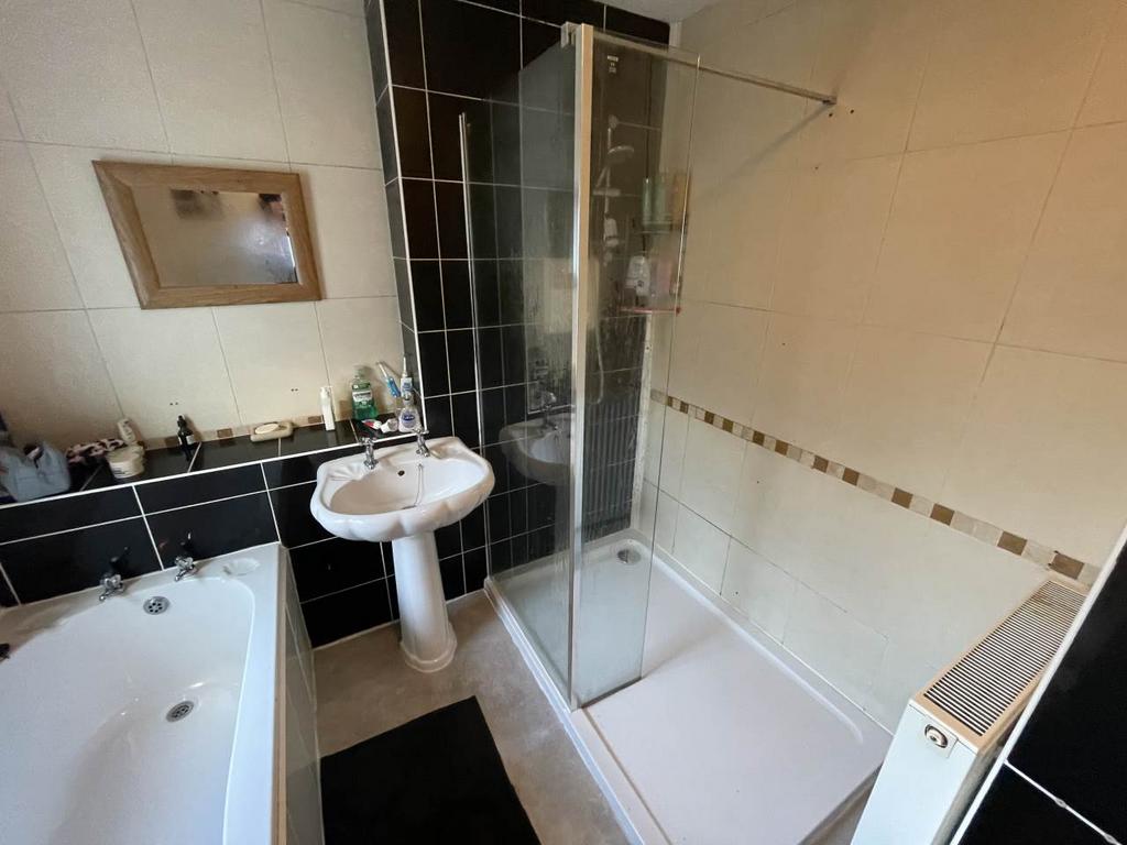 Bathroom Reverse Ang