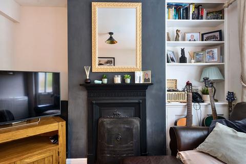 2 bedroom terraced house for sale, Common View, Tunbridge Wells