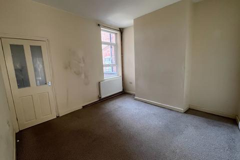 3 bedroom terraced house to rent, Pool Road, Newfoundpool LE3