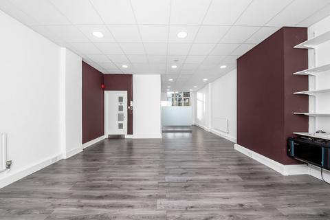 Office to rent, 3rd Floor, 205 Regent Street, London, W1B 4NB