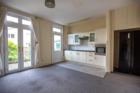 22 Cambridge Crescent, Bristol, BS9 3QG