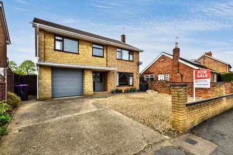 4 bedroom detached house for sale, Victoria Place, Bourne, PE10